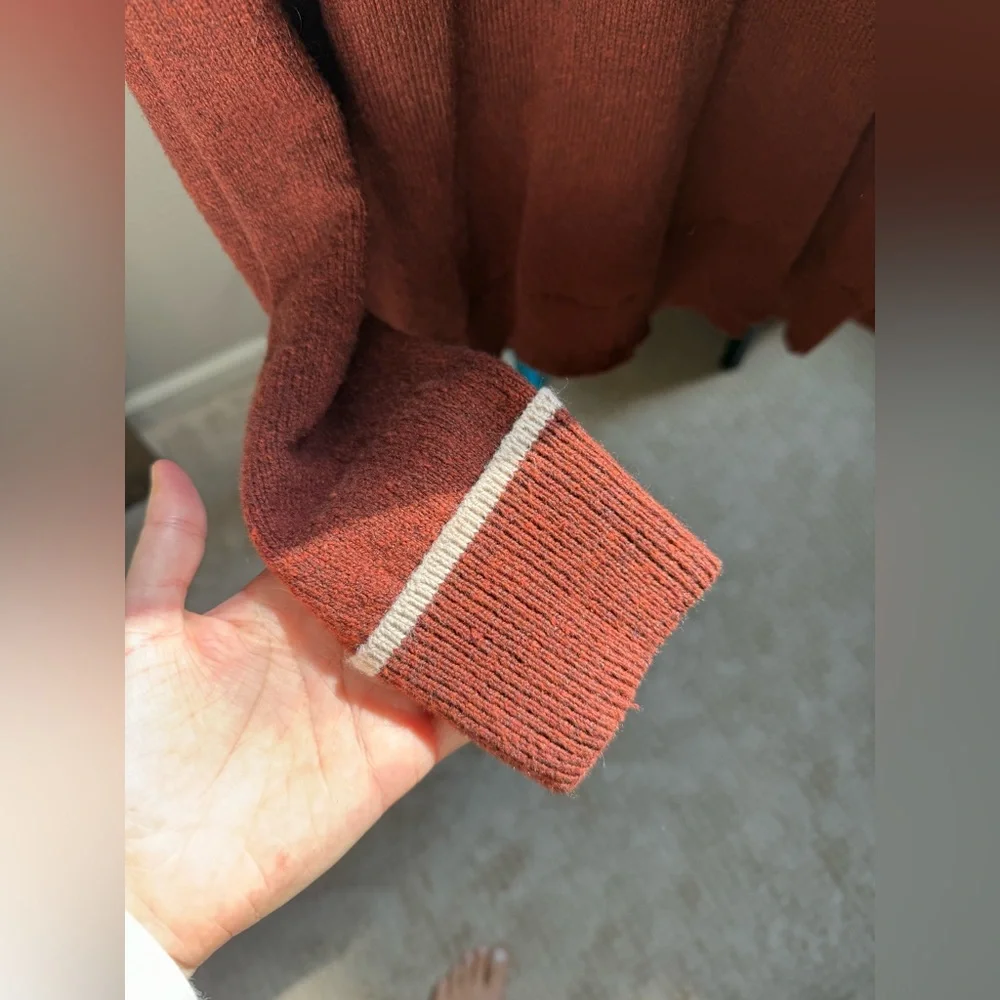 Orvis Rust Sweater - Picture 4 of 4